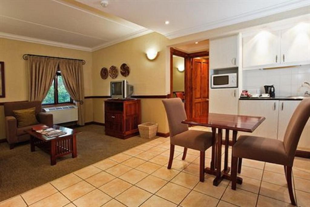 Peermont Mondior Hotel Gaborone Zewnętrze zdjęcie