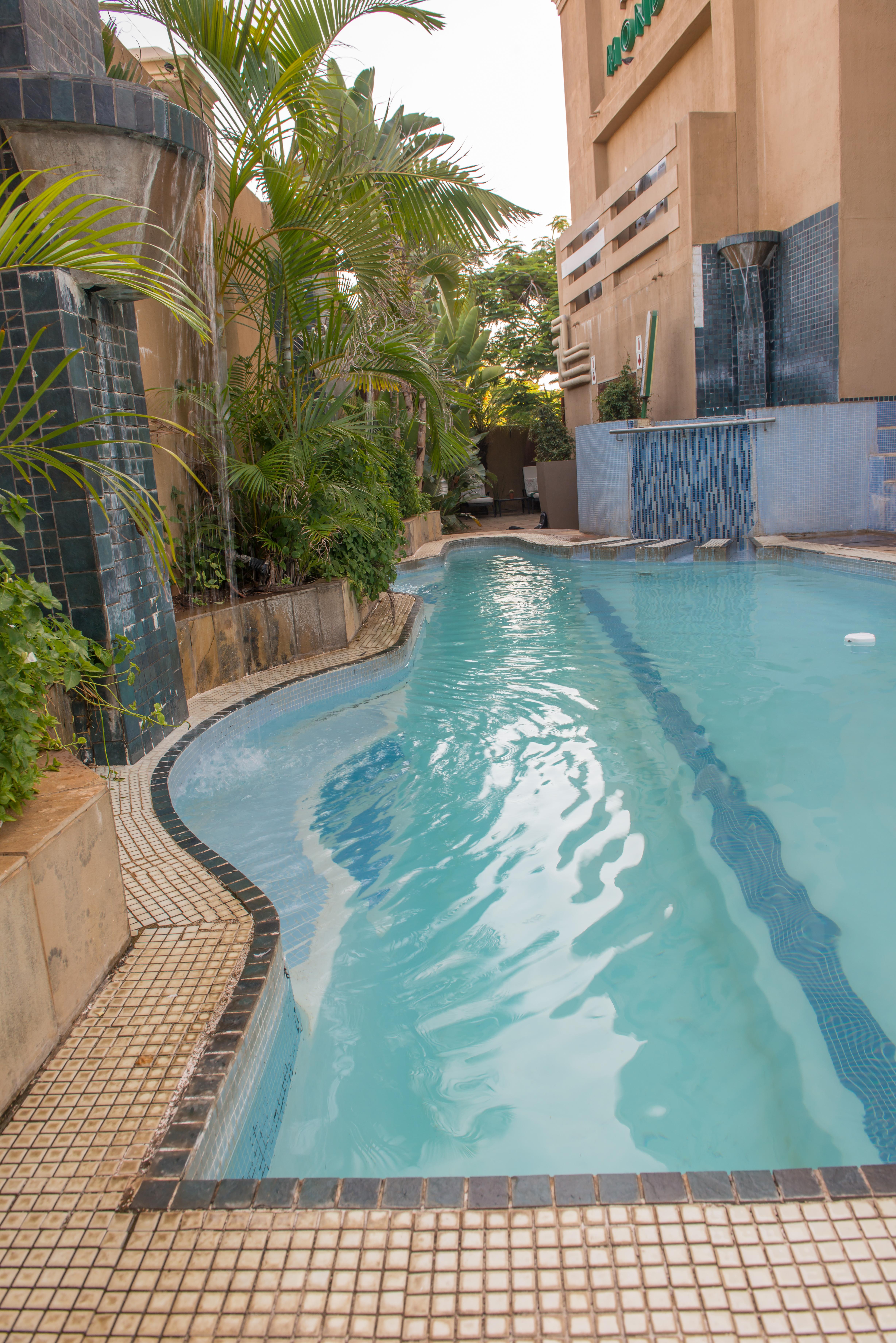 Peermont Mondior Hotel Gaborone Zewnętrze zdjęcie