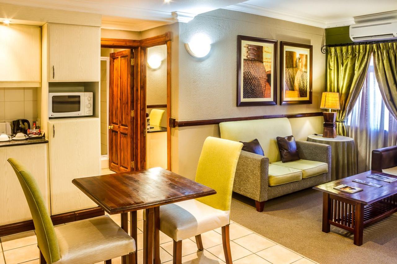 Peermont Mondior Hotel Gaborone Zewnętrze zdjęcie