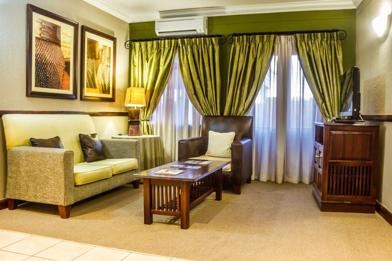 Peermont Mondior Hotel Gaborone Zewnętrze zdjęcie