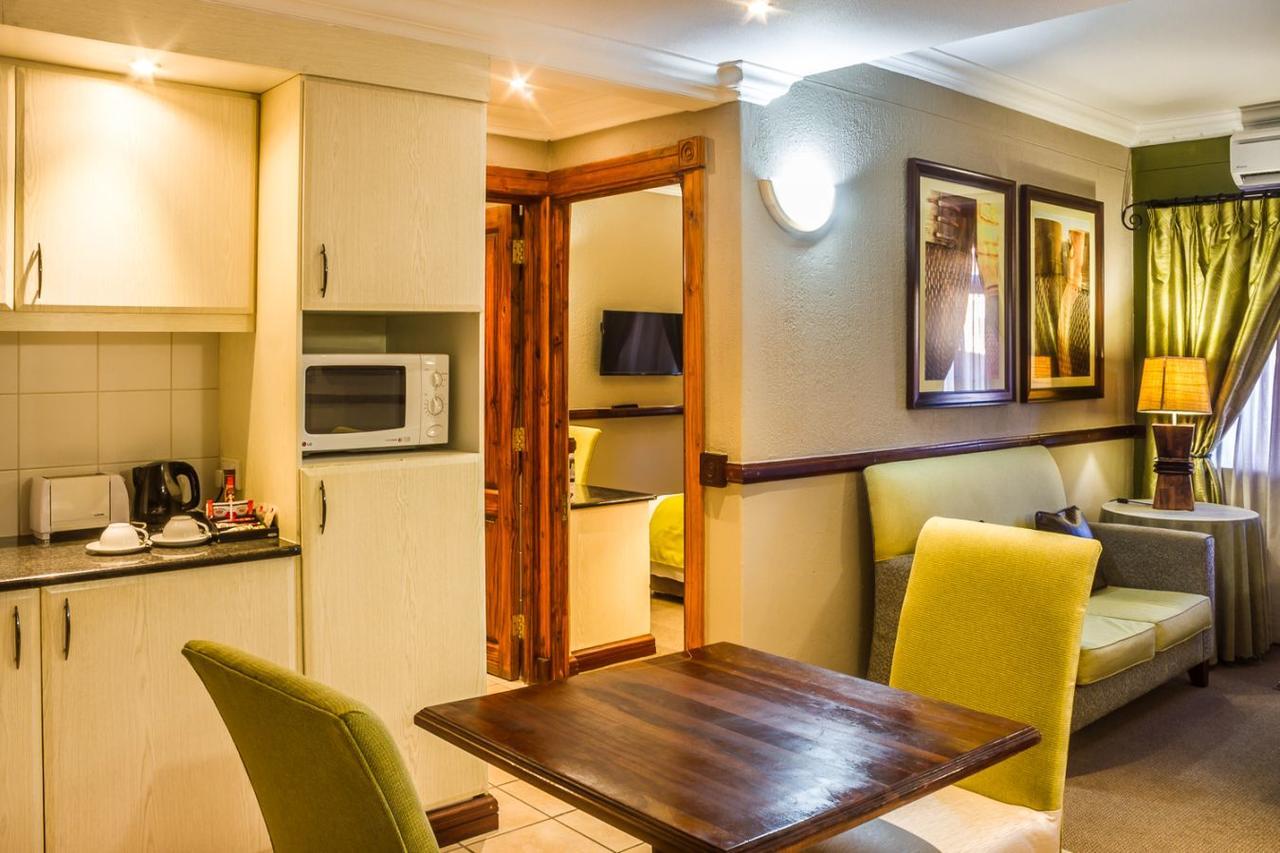 Peermont Mondior Hotel Gaborone Zewnętrze zdjęcie