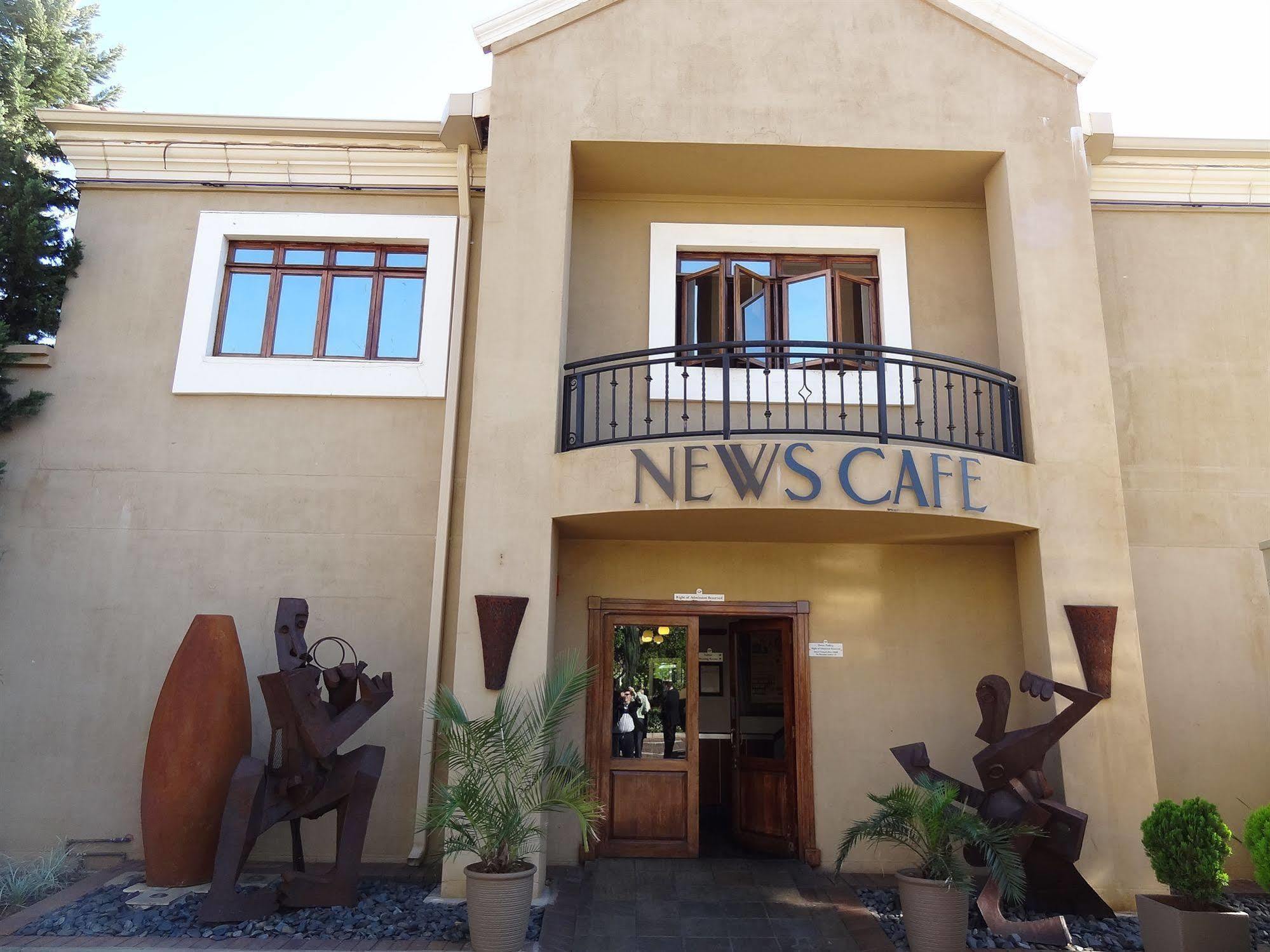 Peermont Mondior Hotel Gaborone Zewnętrze zdjęcie