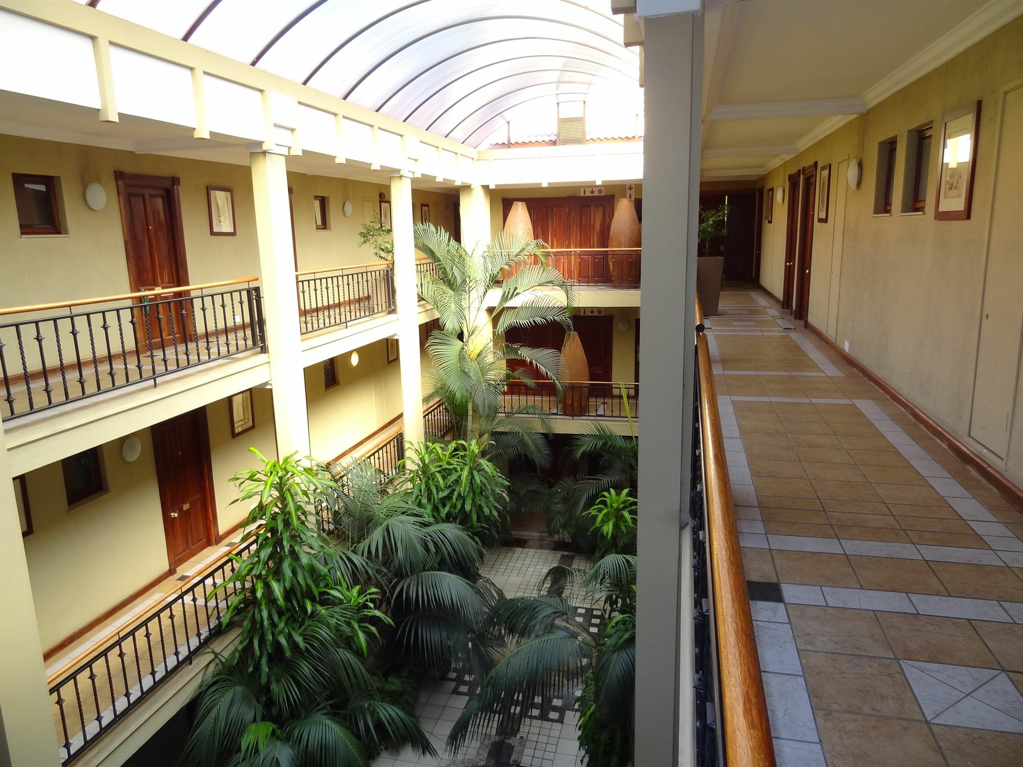 Peermont Mondior Hotel Gaborone Zewnętrze zdjęcie